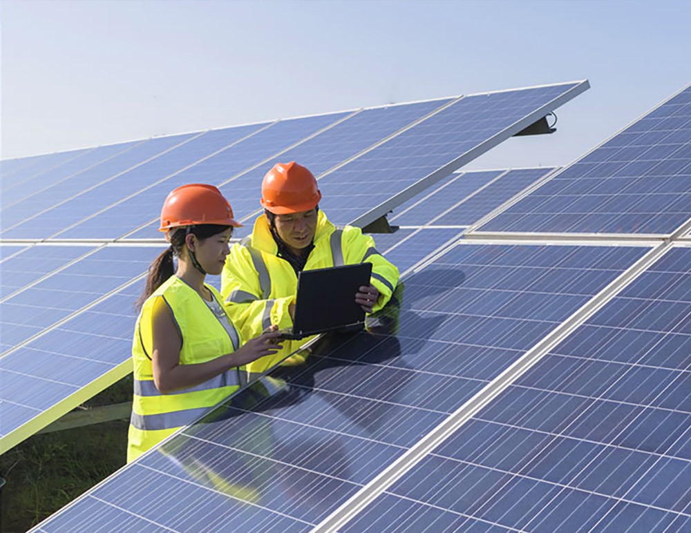 Using-Ultrasonic-Cleaning-to-Build-Solar-Panels