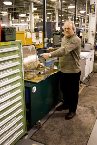  Eaton also operates a smaller ultrasonic system to handle quantities of fittings and other small parts. This system features ultrasonic in the wash tank and mechanical agitation for rinsing. 